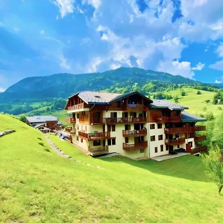 Ski-inski-out Flat With Terrace And Pool 아파트 *