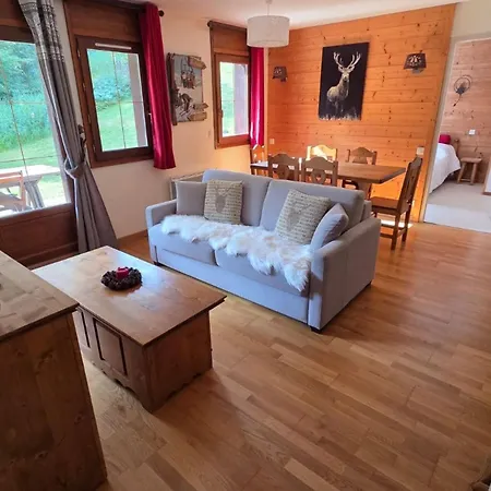 Apartment Ski-inski-out Flat With Terrace And Pool Flumet