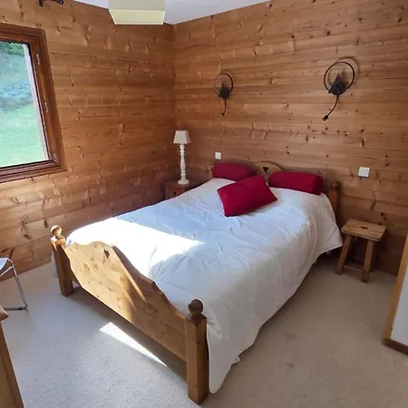 Ski-inski-out Flat With Terrace And Pool * 플루메