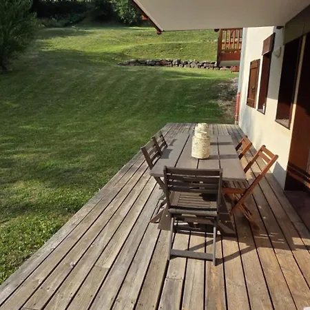 아파트 Ski-inski-out Flat With Terrace And Pool *